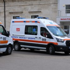 Șapte copii traumatizați. Un carusel din Costești s-a prăbușit
