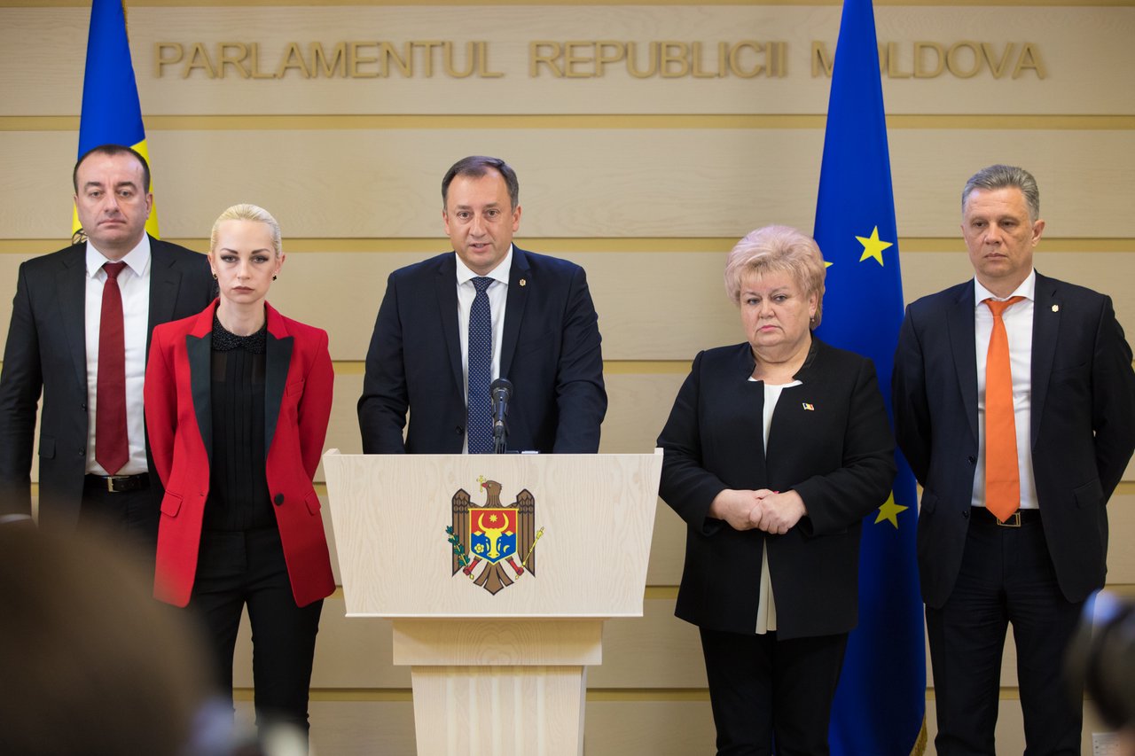 Partidul Șor în Parlament nu mai există. Deputații partidului au devenit neafiliați