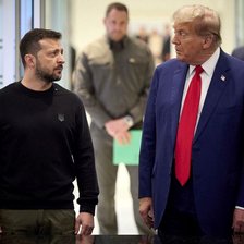 Zelenski și Trump au discutat la telefon. Subiectul: Apărarea aeriană și producția comună de drone