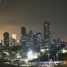 Zeci de moldoveni din Israel întreabă cum pot fi evacuați. MAE: Toți au fost contactați de ambasadă

