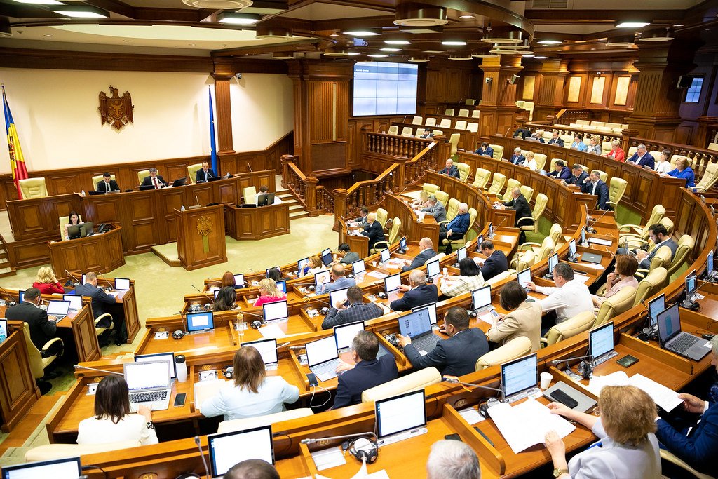 Localitățile din R. Moldova se vor putea „uni”. Parlamentul a aprobat în prima lectură proiectul de lege cu privire la amalgamarea voluntară a unităților administrativ-teritoriale