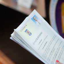 Nicușor Dan promite implicare personală în deblocarea procesului de redobândire a cetățeniei române