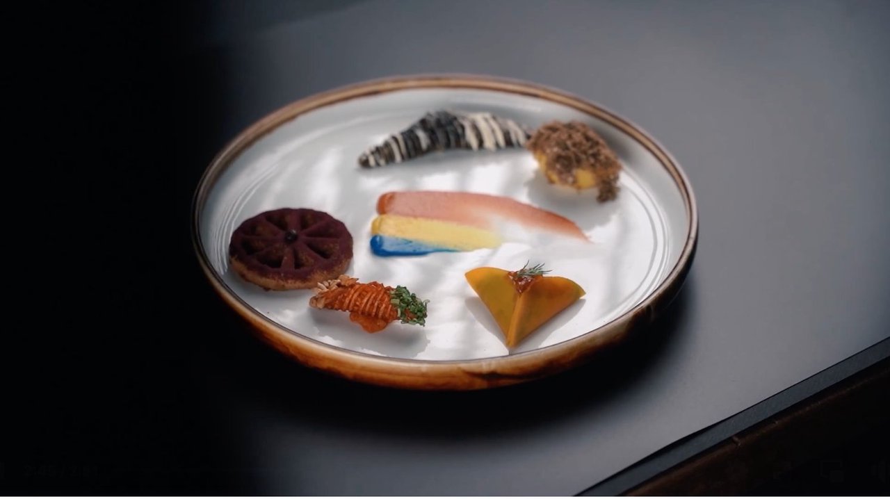 Morcov în formă de Coloana Infinitului și sarmale în formă de croissante. Ce vor avea în farfurii cei 50 de lideri de țări care vin în Moldova (VIDEO)