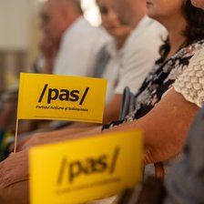 „Un fals grosolan”. PAS, despre invitațiile primite de unii cetățeni prin apeluri-robot