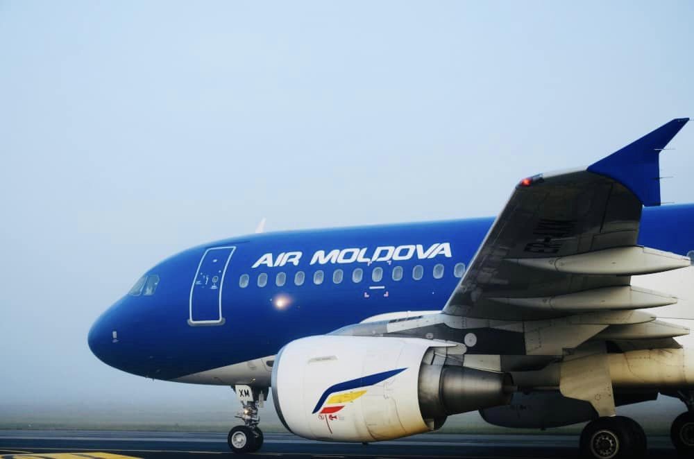 Air Moldova acuză maib de constrângeri financiare. Reacția băncii: Nu restricționă compania aeriană să lucreze cu alt furnizor de plăți