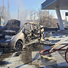 Un automobil a explodat la o stație PECO din Chișinău (VIDEO)