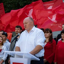 ALEGERI 2023 | Vasile Bolea, candidatul Partidului Renaștere la funcția de primar al capitalei, a depus actele la Consiliul Electoral