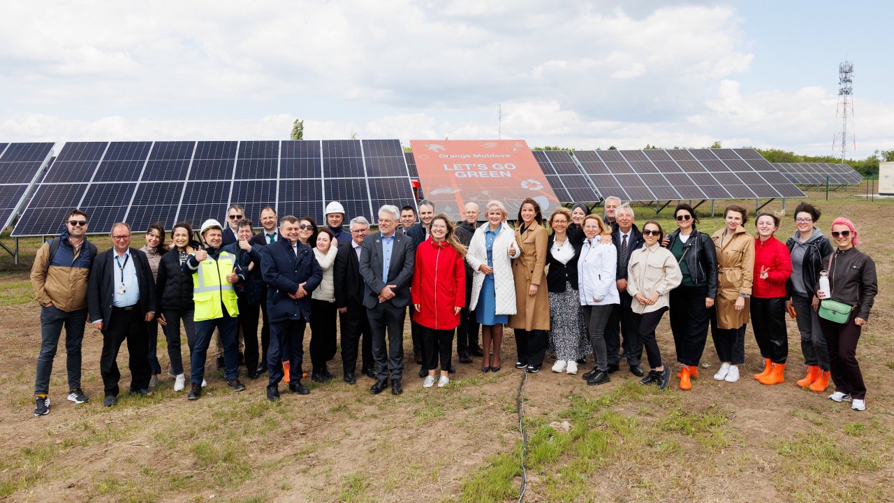 Ferma Solară Orange Moldova redefinește sustenabilitatea în telecom – 600 de tone de CO₂ evitate anual prin energie verde
