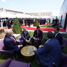 Summitul CPE în imagini. Câteva momente mai puțin oficiale (sau haioase), surprinse de camera de fotografiat (GALERIE FOTO)