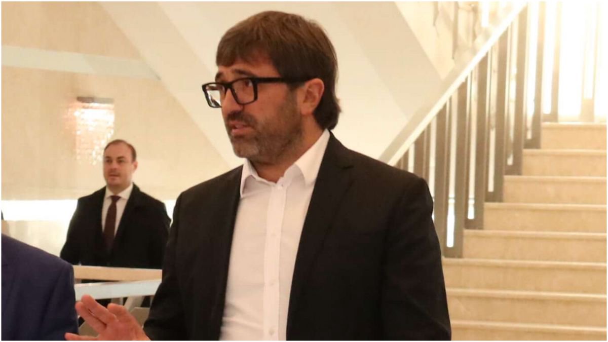 Patru persoane au depus garanții persoanele pentru ca Andronachi să fie eliberat din arest la domiciliu. Cine sunt acestea și ce sumă de bani au plătit