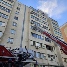 Incendiu într-un bloc de locuit de la Ciocana. O persoană și-a pierdut viața (FOTO/VIDEO)