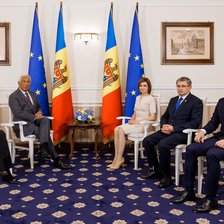 Care sunt prioritățile stabilite între R. Moldova și Uniunea Europeană, în urma primului summit bilateral?