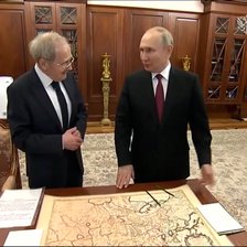 Autoritățile de la Kiev: Putin ar urma să-i prezinte lui Trump „materiale istorice” care contestă suveranitatea Ucrainei