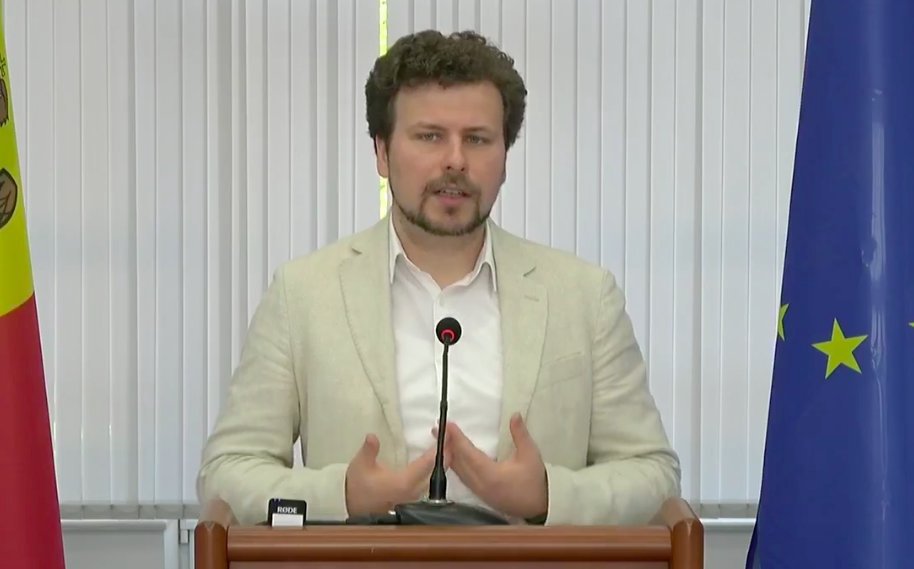 Premieră în educație: 50 de școli intră într-un program nou de instruire