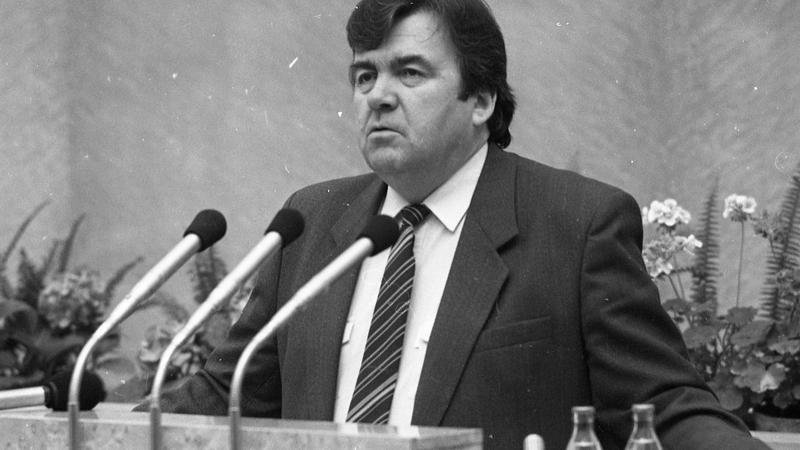 A fost publicat programul funeraliilor fostului președinte Mircea Snegur. Unde și când își pot lua cetățenii adio
