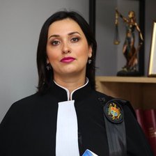 Victoria Sanduța se vrea în Parlament. Solicitarea de înregistrare în cursa electorală, pe masa CEC