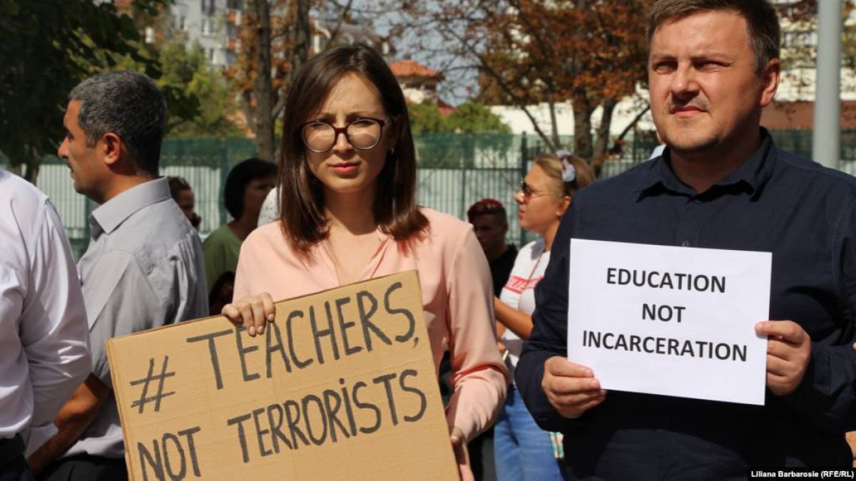 Expulzarea profesorilor turci s-a întâmplat cinci ani în urmă, iar  investigarea cauzei ar bate pasul pe loc 