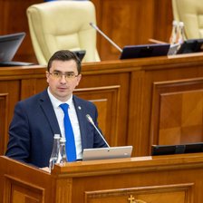 De la Ministerul Energiei, la ANRE. Constantin Borosan va fi propus pentru funcția de director 