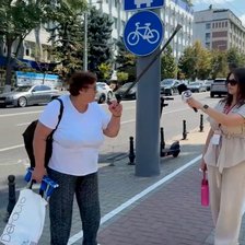Huiduieli și amenințări. Cum au protestat susținătorii lui Guțul și Popan în fața judecătoriei (VIDEO)