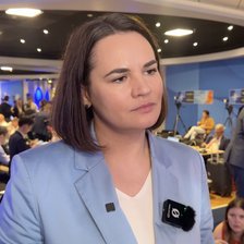 Tihanovskaia, pentru AGORA: „Sunt atât de fericită că soțul meu îi poate citi povești fiicei noastre și își poate îmbrățișa fiul” (VIDEO) 