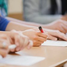 Start examene: Elevii din clasa a IX-a susțin proba la istorie 