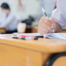 Admiterea în liceele din Chișinău începe pe 14 iulie. Elevii se pot înscrie online, pentru profilurile umanist, real, sport sau arte