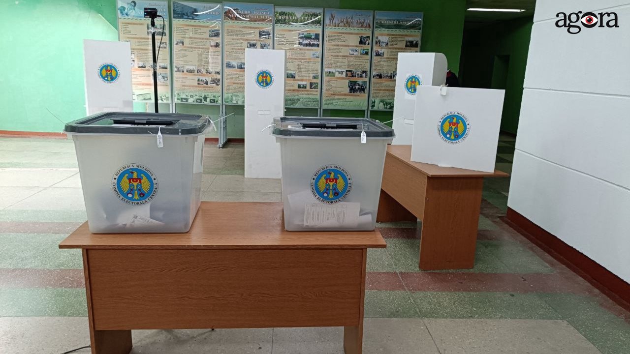 În țară au fost aleși 895 de primari: Candidații independenți, pe locul trei în topul numeric. Iată partidele fruntașe