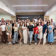 Cursul „Data Analysis” de la Orange Digital Center a atras peste 500 de aplicanți: absolvenții și-au prezentat progresul la Demo Day
