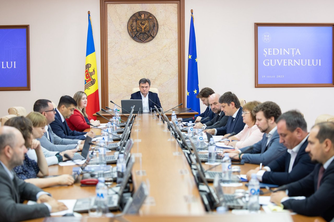 „Rolul unor documente formale nu este justificat”. Patru acorduri au fost denunțate de Executiv