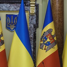 Ucraina insistă să deschidă negocierile oficiale de aderare la UE, concomitent cu Moldova. Sibiha: „Totul este pregătit pentru asta”