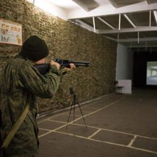 Copii transformați în soldați: La Tiraspol, elevii sunt instruiți ca viitori militari de la 11 ani