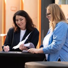 Tatiana Însurățelu, la #ROOFOFFLINE: „Atâta timp cât mai discutăm dacă mai trebuie sau nu feminism, înseamnă că trebuie”

