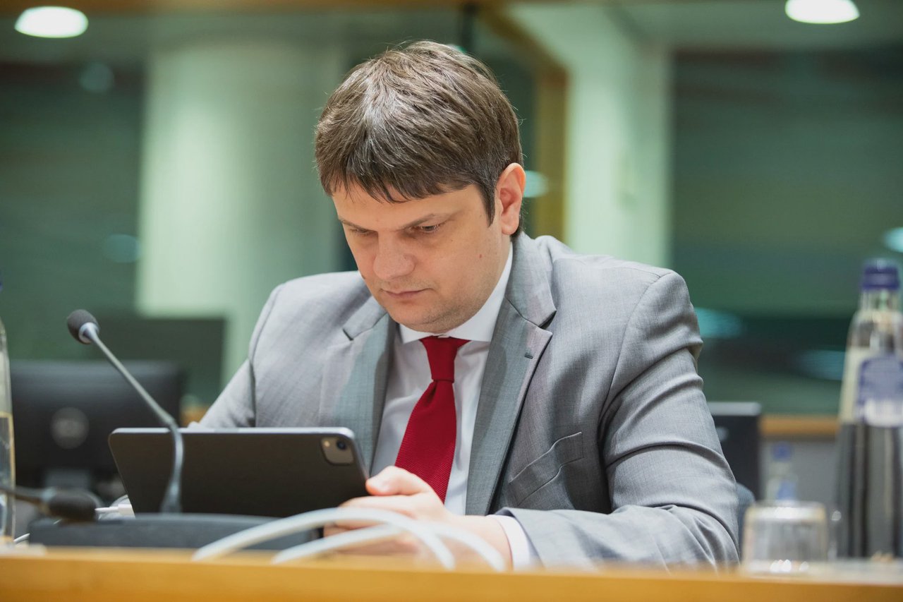 Andrei Spînu explică motivele retragerii din Guvern și PAS: „Atât eu, cât și familia mea, am fost amenințați cu răfuială fizică” (VIDEO)