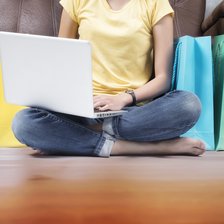 „Mai adaug în coș și gata!” – Cum ne-am obișnuit să cumpărăm compulsiv de pe marketplace-uri chinezești și cum ieșim din acest cerc
