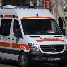 O fetiță a venit pe lume în ambulanță: Medicii au intervenit în șase minute