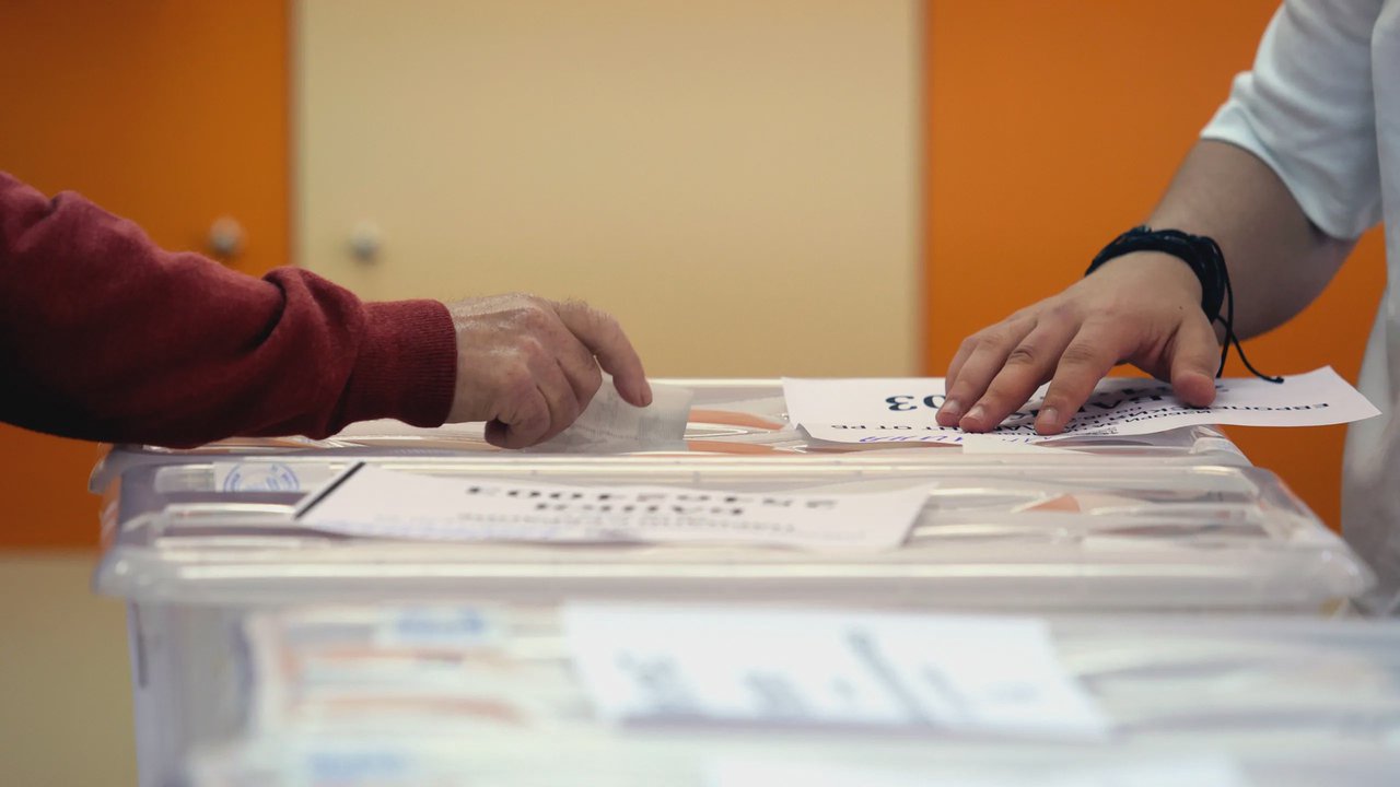 Bulgaria: Voturile de la alegerile parlamentare vor fi renumărate