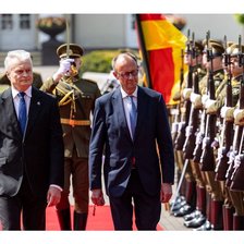 Germania dislocă o brigadă blindată în Lituania pentru prima dată după al Doilea Război Mondial. „Măsura va întări flancul estic al NATO”