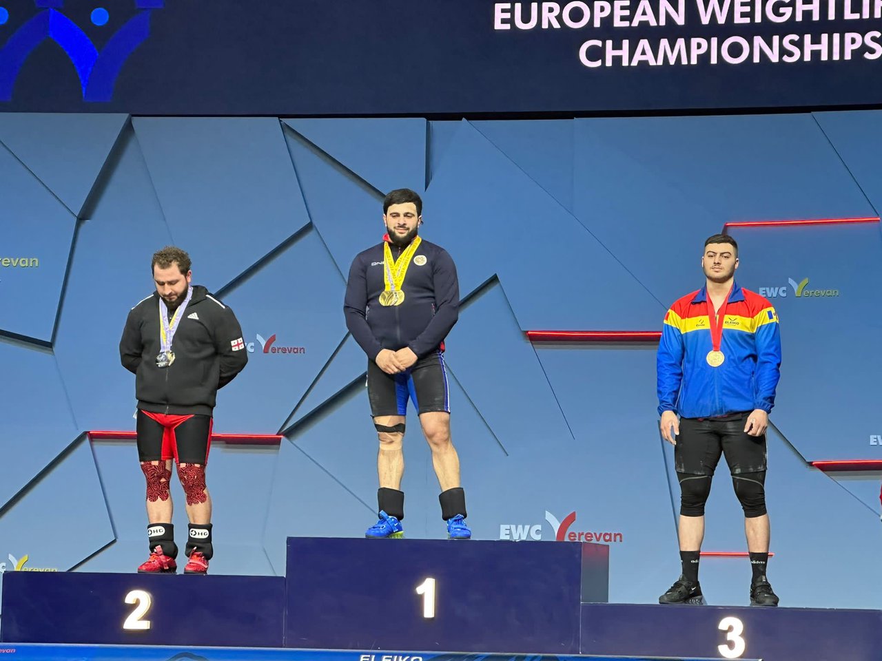 Bronz pentru R. Moldova: Halterofilul Tudor Bratu s-a clasat pe locul trei la Campionatul European de Haltere din Erevan
