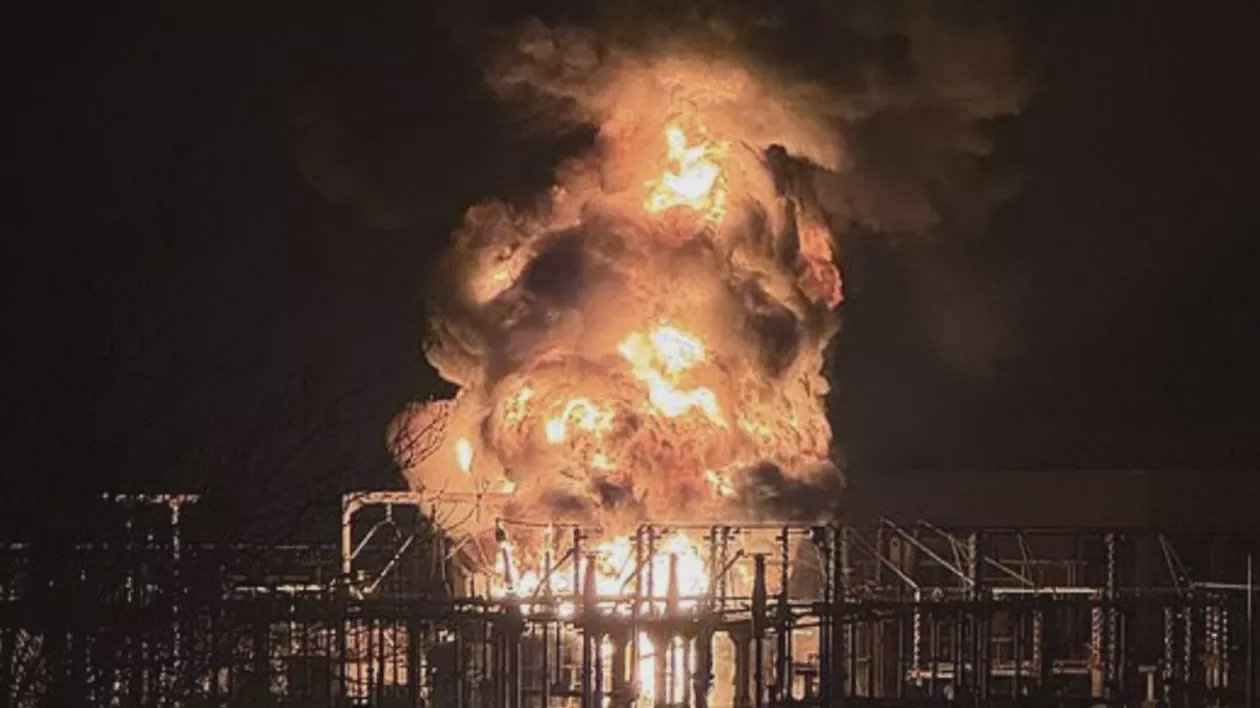 Un incendiu puternic a paralizat aeroportul Heathrow din Londra. Mii de zboruri au fost anulate (UPDATE)