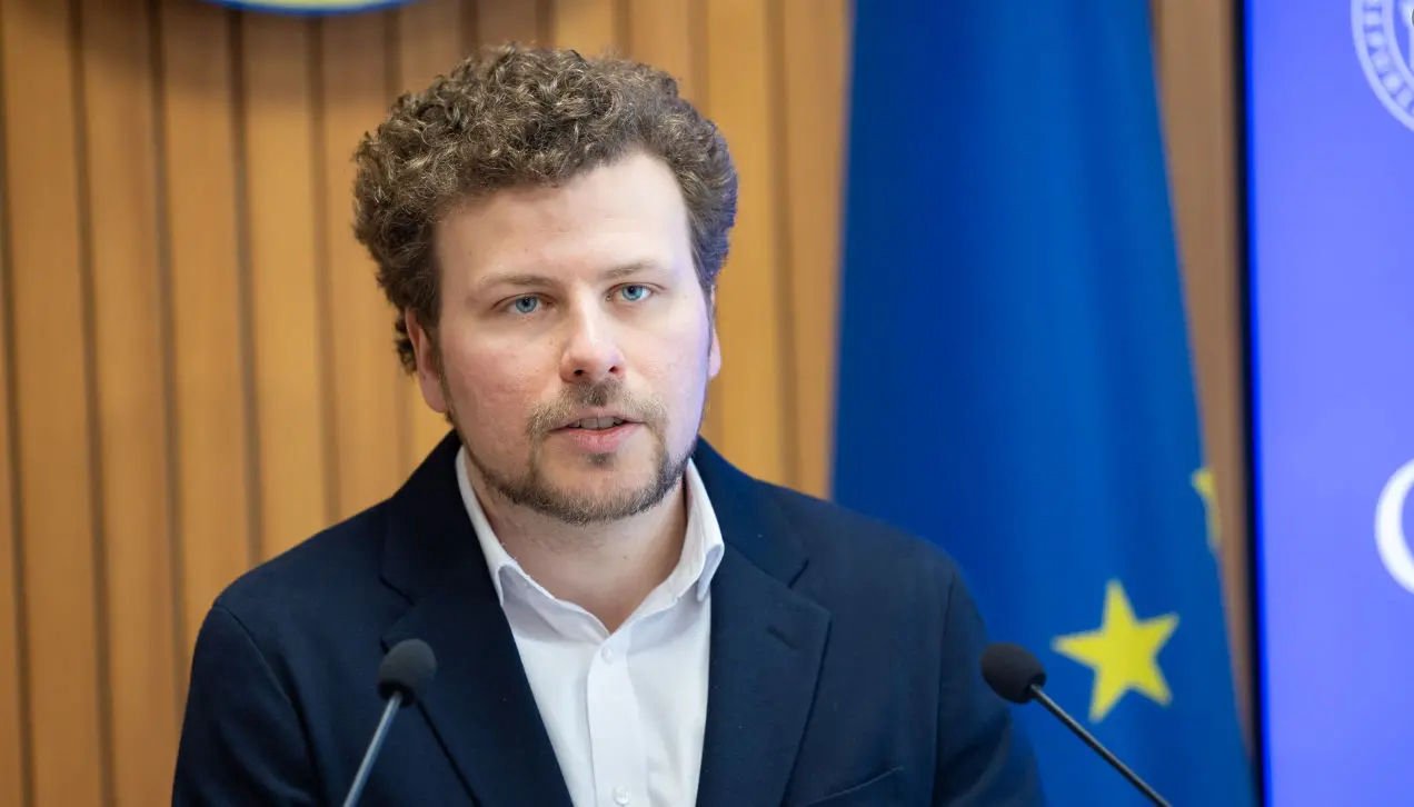 Profesorii, la instruirile „Evrazia” din Rusia? Șeful de la Educație: „Aceste activități sunt ilegale”