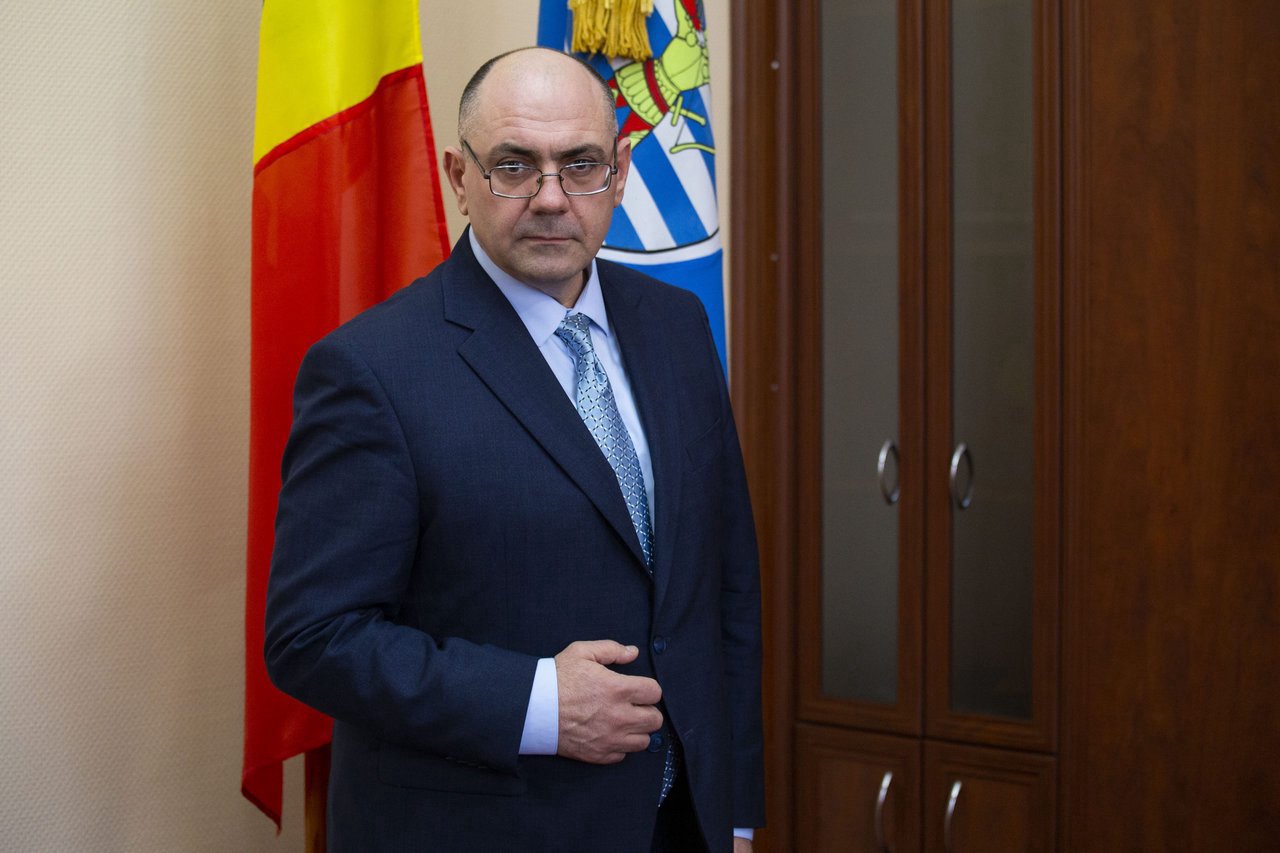 „Nu mor caii când vor câinii”. Alexandr Petkov, lăsat în fotoliul de primar la Bălți 