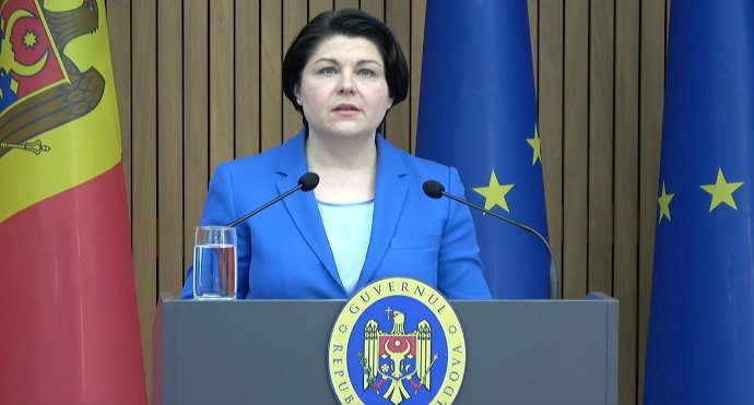  „Mulțumesc  pentru eforturile enorme de a conduce țara într-o perioadă cu atâtea crize”. Reacții după demisia Guvernului