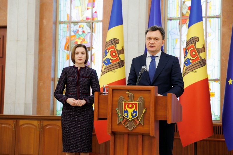 Felicitări de la București și explicații privind „tranziția de la un guvern la altul”. Principalele declarații de după desemnarea lui Dorin Recean