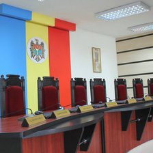 CEC sesizează „suplimentar” Ministerul Justiției: Dizolvarea Partidului Conservator și a partidului „Șansă”, pe listă