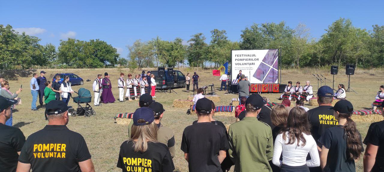 Festivalul Pompierilor Voluntari - competiția curajoșilor care își dedică timpul și eforturile în slujba celorlalți (FOTO)