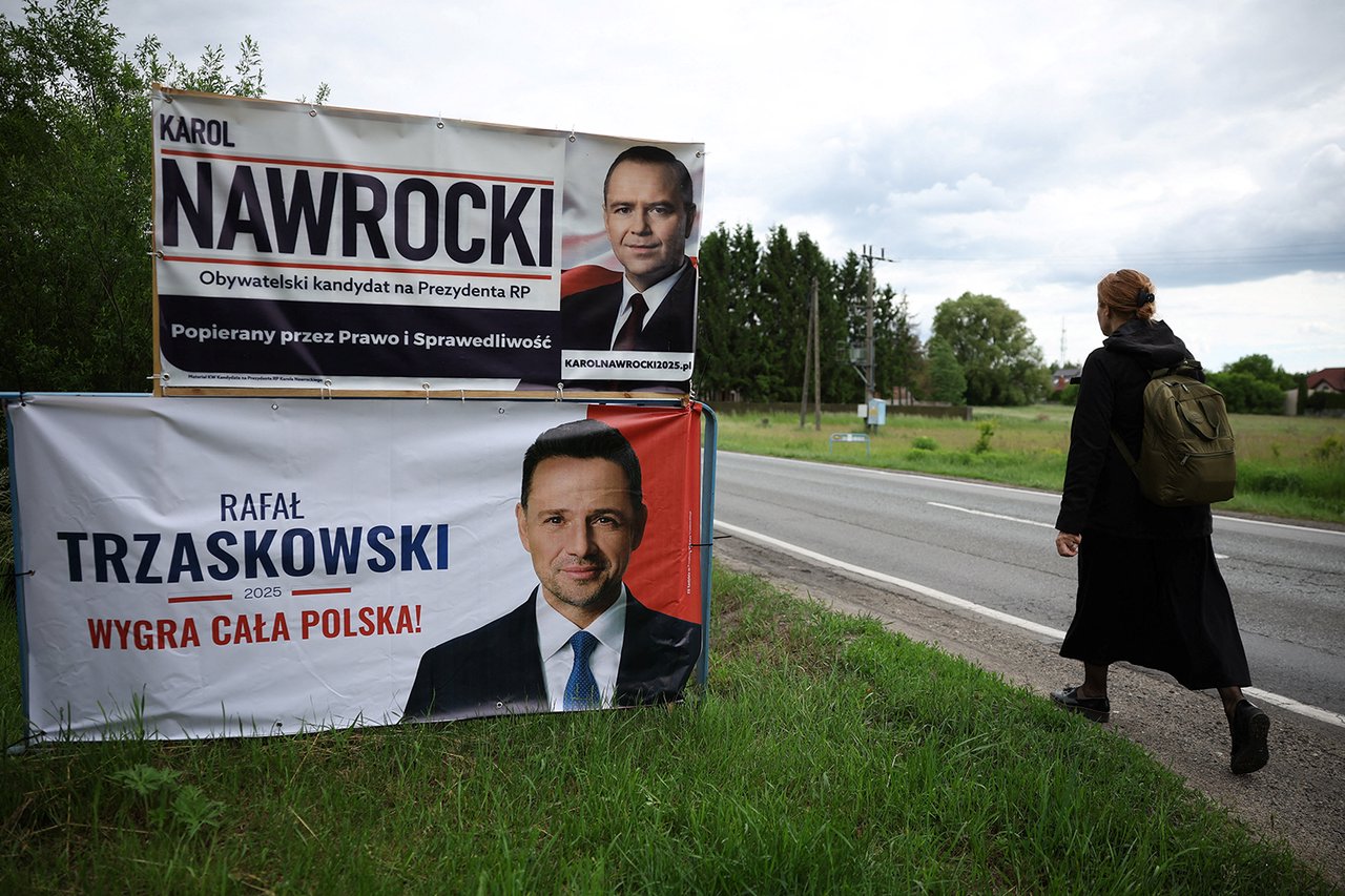 Polonia: Liberalul Trzaskowski și conservatorul Nawrocki se înfruntă în turul doi.   Votul din 30 iunie poate influența echilibrul politic intern și relația cu UE
