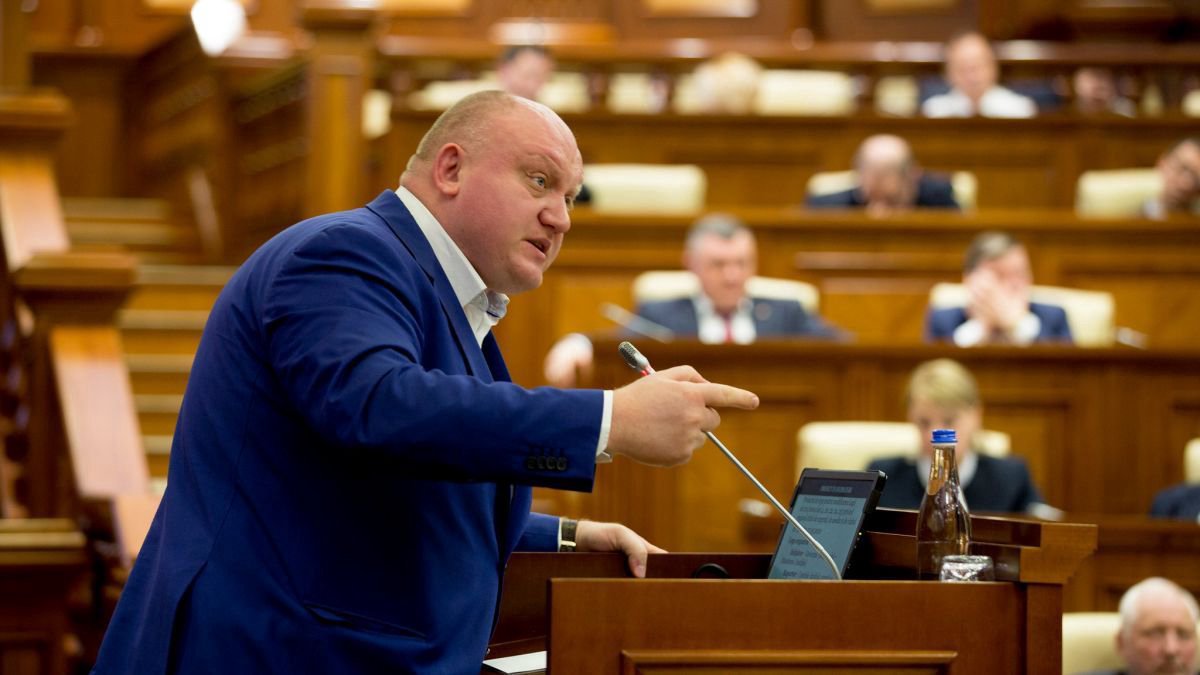Cazul din familia Bolea: 11 posturi TV, sancționate de CA pentru încălcarea dreptului minorului la viață privată 