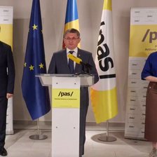 Lista PAS la alegerile parlamentare se extinde. Ludmila Adamciuc și Viorel Bostan, printre noii candidați