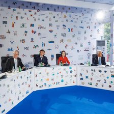 R. Moldova, sprijinită de liderii europeni la Summitul Comunității Politice Europene din Albania. A fost adoptată o declarație de susținere a țării noastre