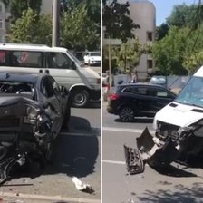Două automobile s-au tamponat, în centrul capitalei. O persoană a fost spitalizată (VIDEO)
